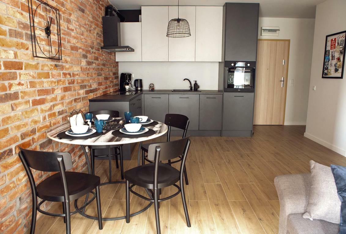 Concept Red Apartment Krasków Eksteriør bilde